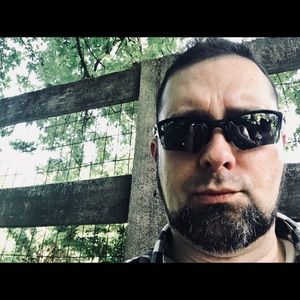 Meet your Posher, Steven